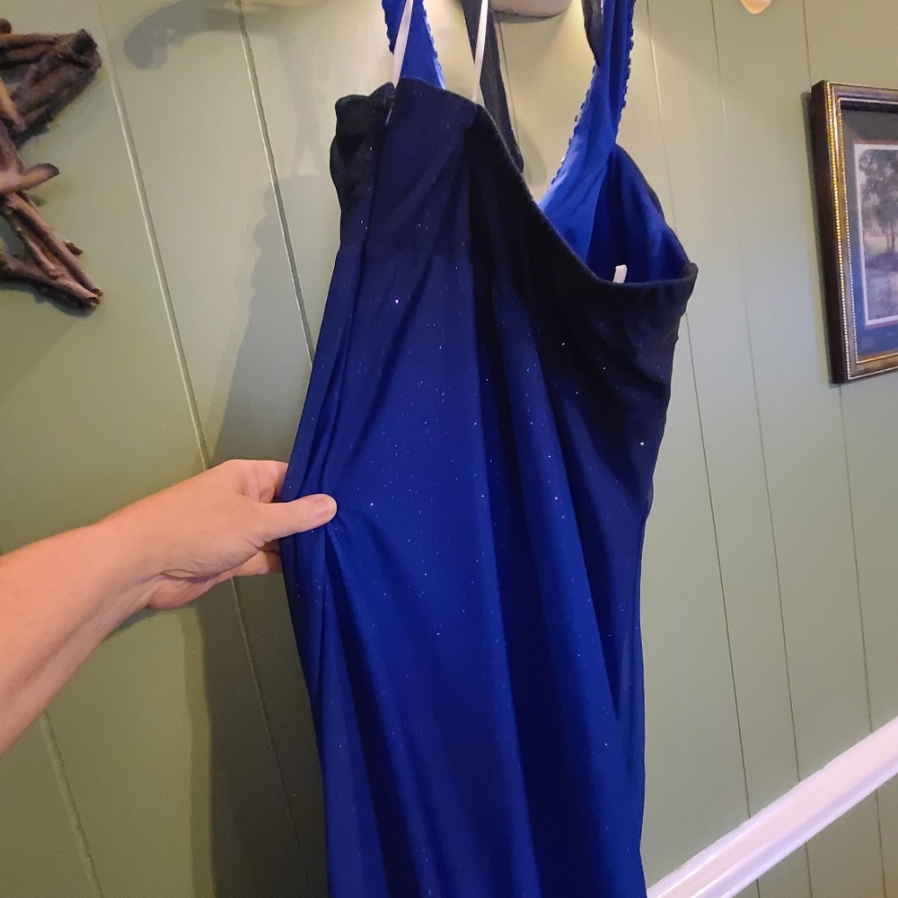 Formal wear size 6